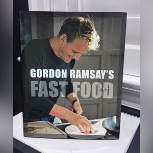 💥Gordon Ramsay’s Fast Food Hard Cover Cookbook – Quick & Easy Recipes 💥